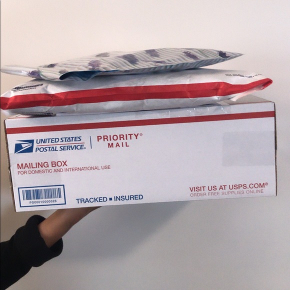 Meet your Posher, YAZMINS COLLECTIONS - Picture 3 of 3